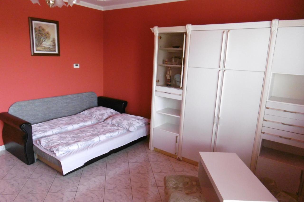 Lala Apartmanok Balatonboglár المظهر الخارجي الصورة